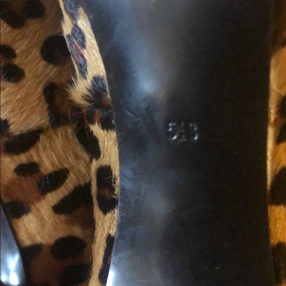 Leopard Faux Heels - Picture 4 of 6